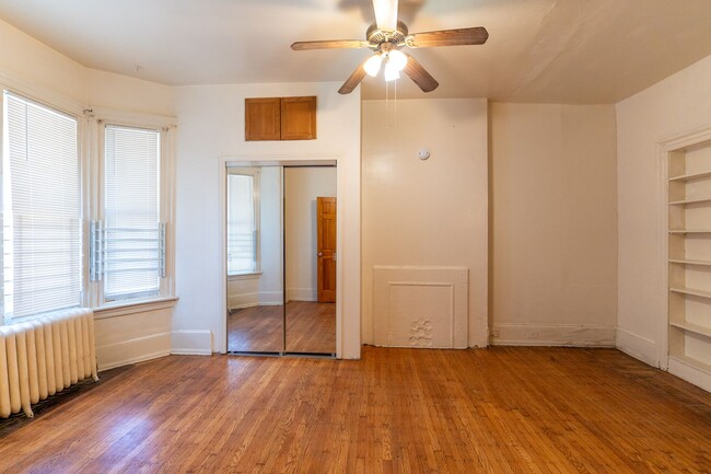 Building Photo - Germantown gem 2 beds