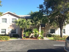 Building Photo - Charming 3 Bedroom 2 Bath