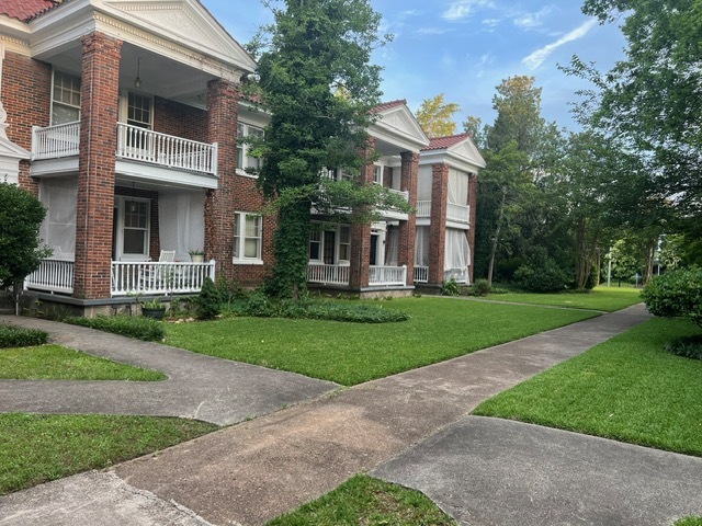 Building Photo - Vineville Court Apartments