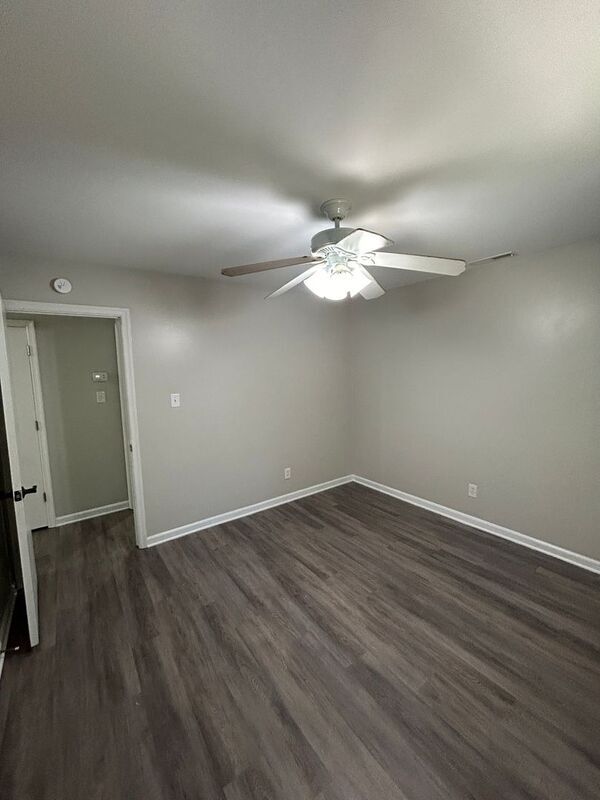 Building Photo - 2001 Old Iron Rd