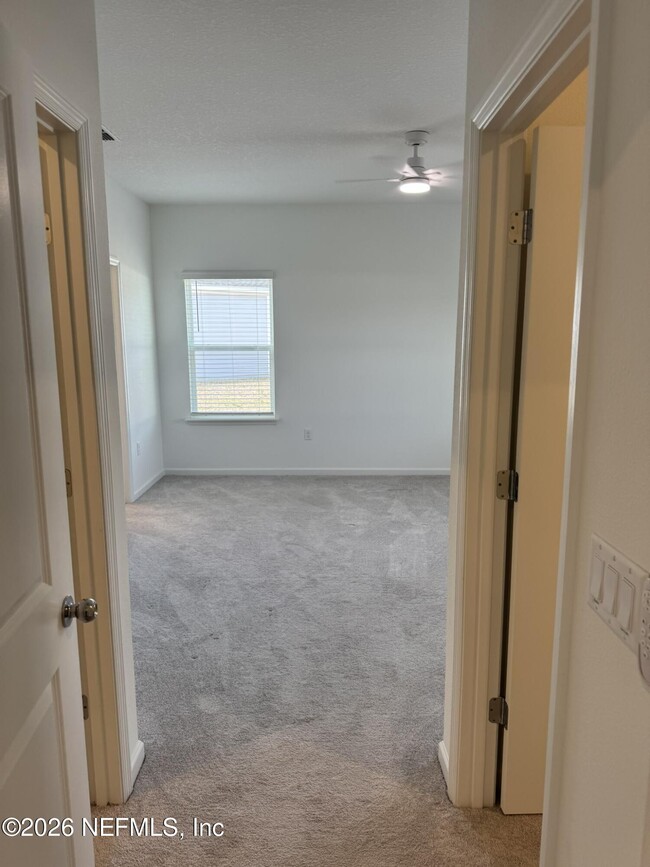 Building Photo - 15512 Whispering Fir Dr