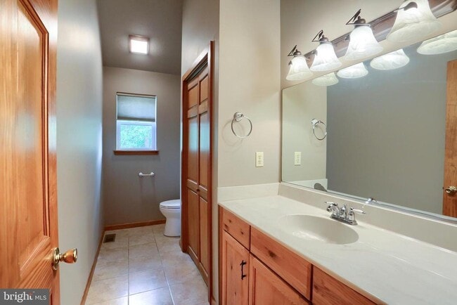 Building Photo - 125 Pebble Beach Dr