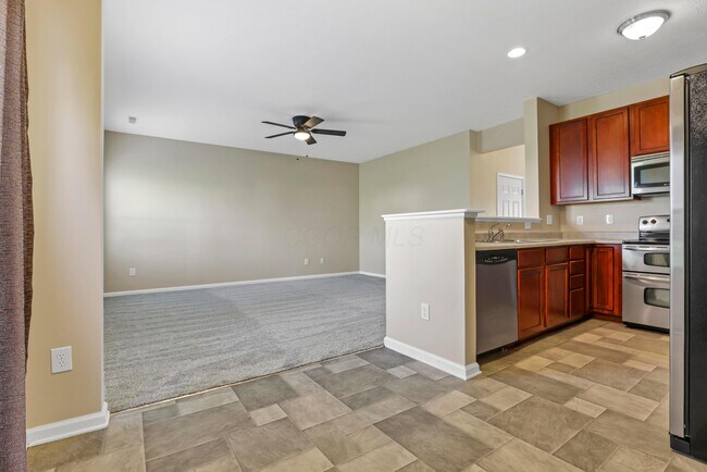 Building Photo - 419 Fuller's Cir