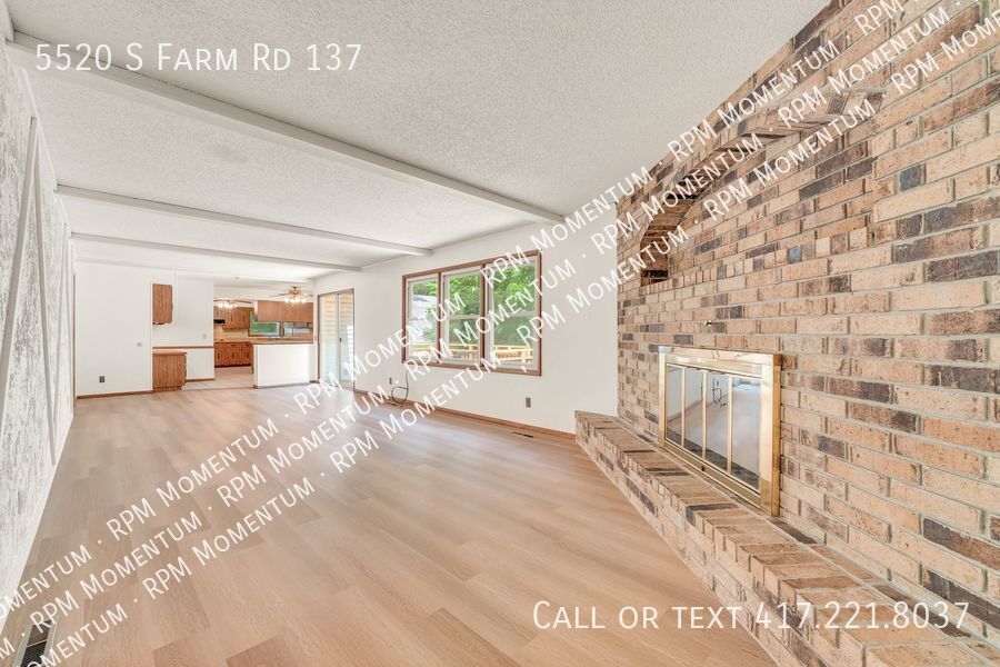 Building Photo - 5520 S Farm Rd 137