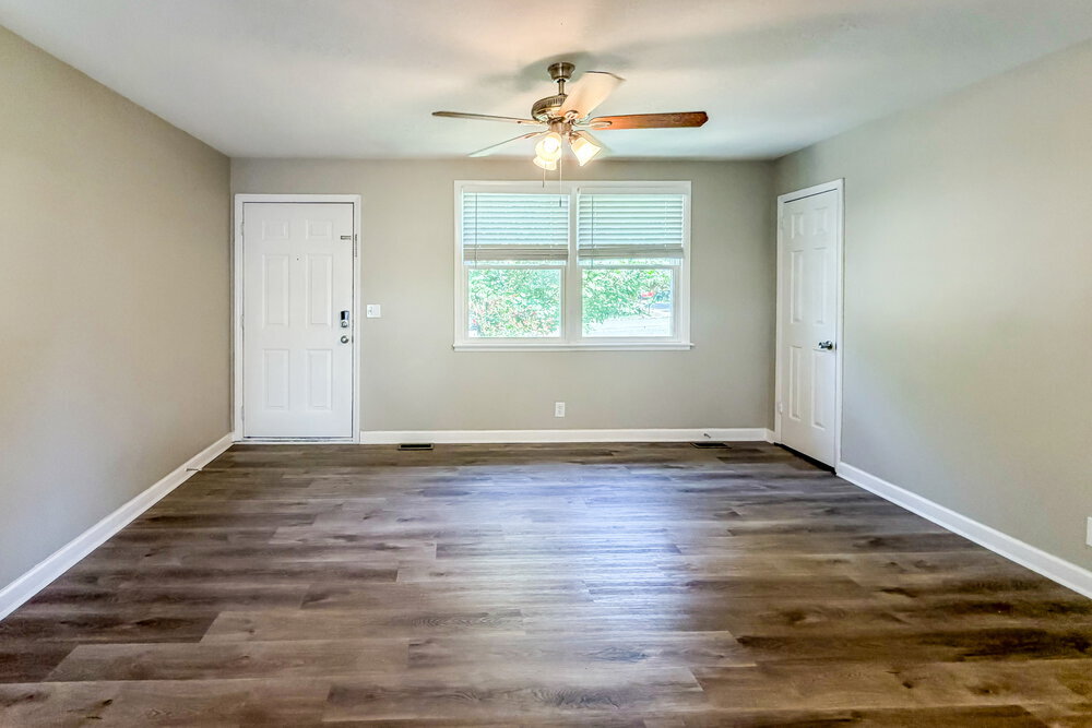 Building Photo - 4983 Karen Ray Dr
