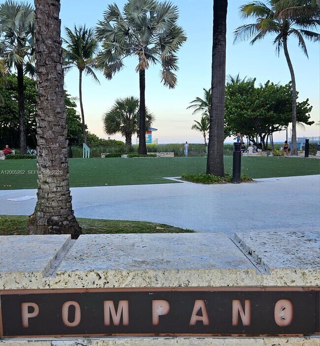 Building Photo - 1320 NE 27th Ave