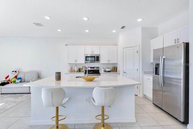 Building Photo - 3768 Sepia St