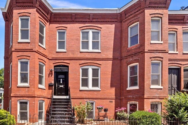 Building Photo - 817 T St NW