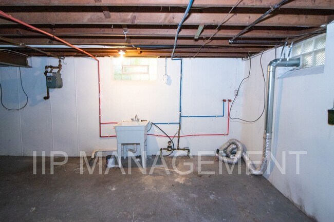 Building Photo - 1294 Winston Rd