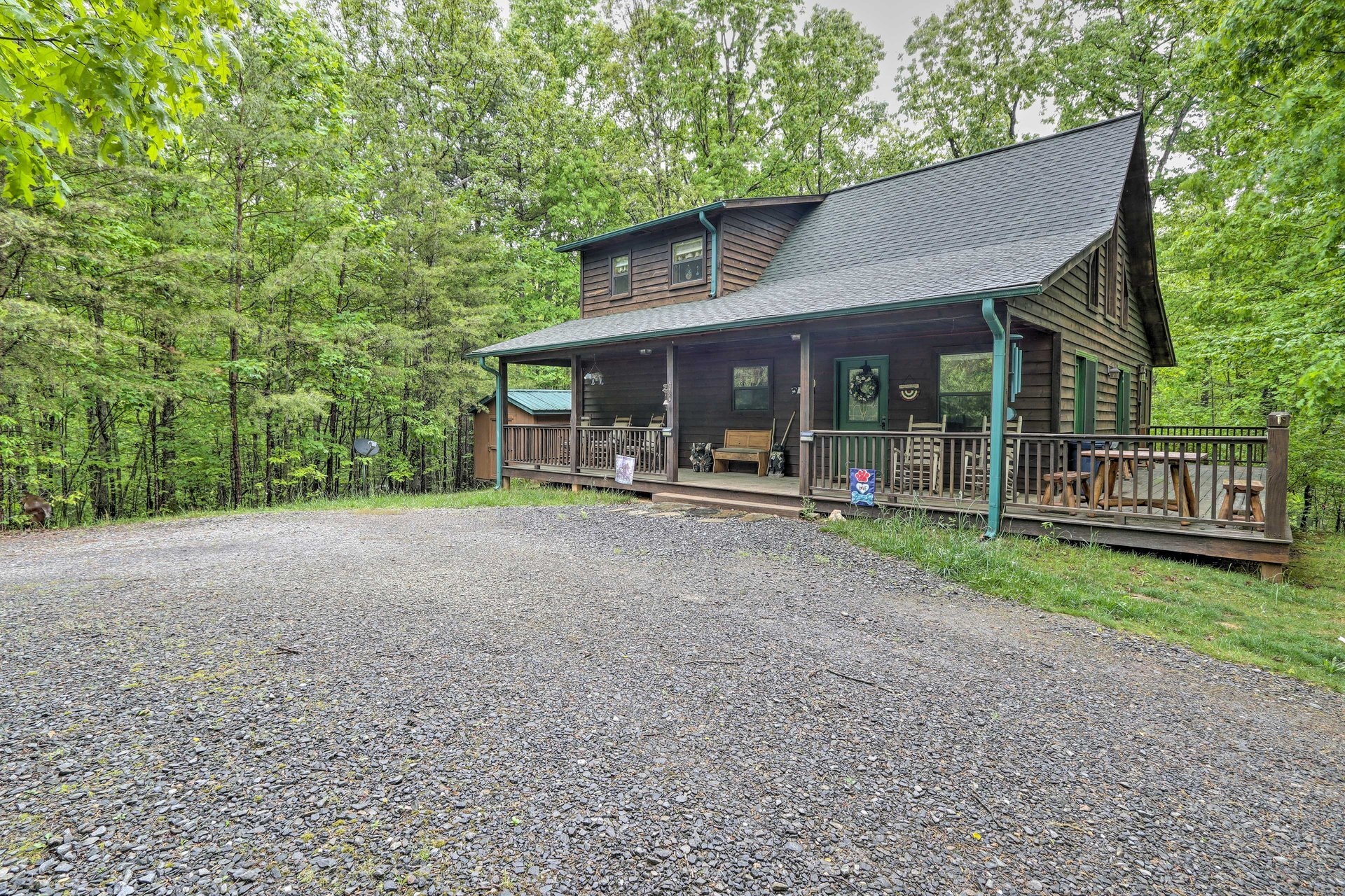 Building Photo - 100 Carvers View Trl