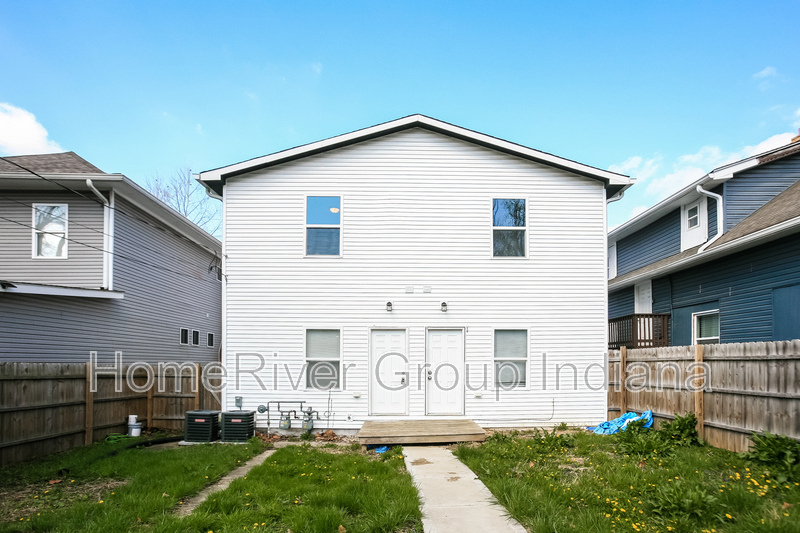 Building Photo - 25 N Tacoma Ave