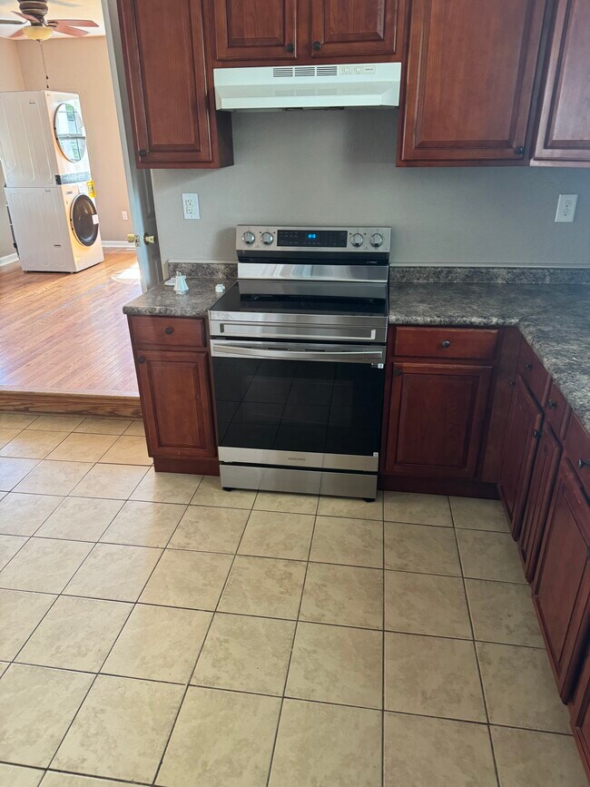 Building Photo - 301 Cumberland St