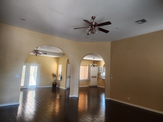 Building Photo - 4465 Vista De Luz Ct