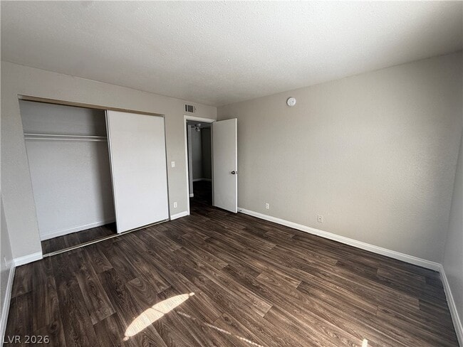 Building Photo - 2967 Juniper Hills Blvd