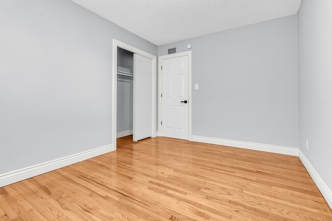 Building Photo - 14310 Ostend Dr