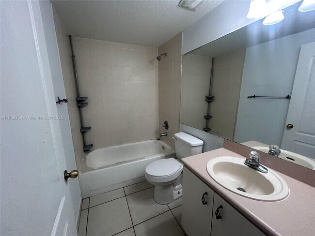 Building Photo - 6528 SW 158th Pass