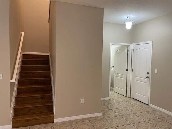 Building Photo - 8409 Costa Blanca Ct