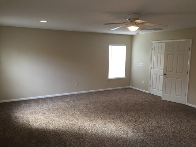 Building Photo - 1194 Dawn Creek Ct