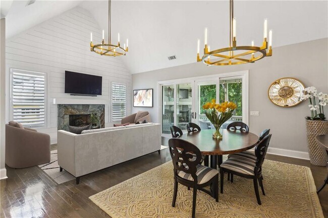 Building Photo - 2578 Middle Coray Cir