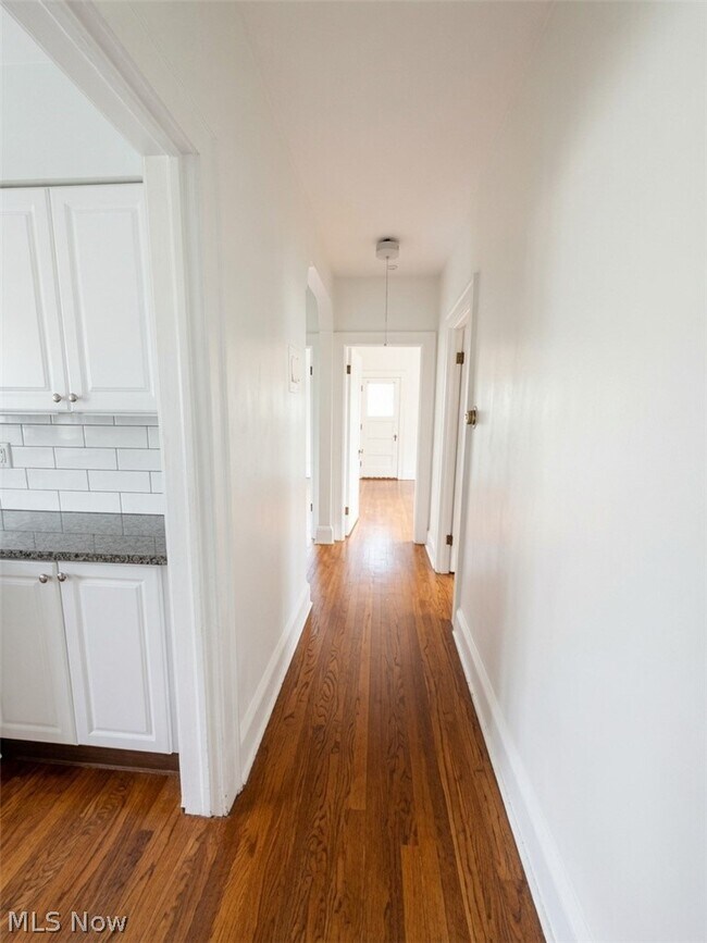 Building Photo - 2287 Ogontz Ave