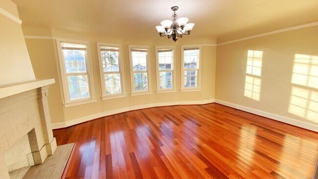 Building Photo - 2 bedroom in San Francisco CA 94116
