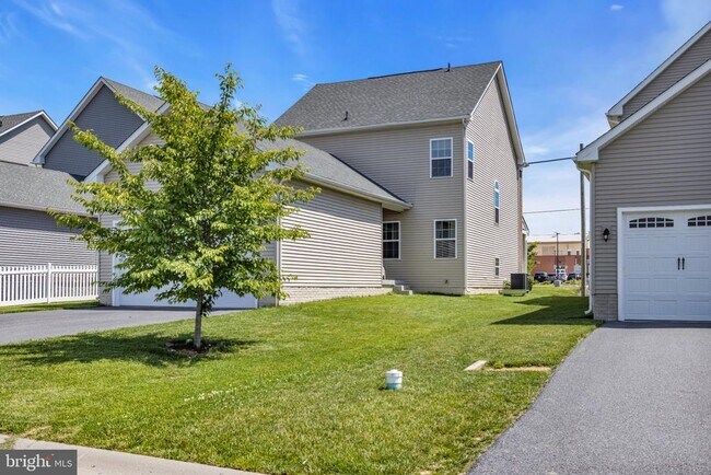 Building Photo - 3616 Jefferson Pike