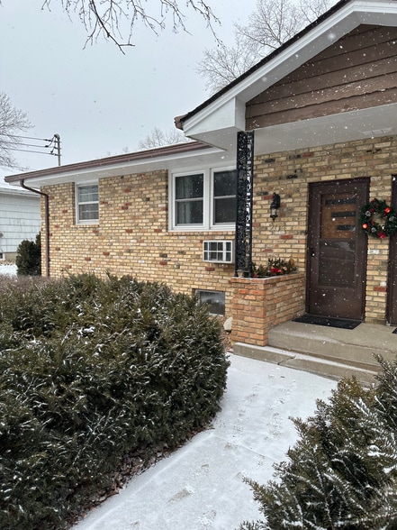 Primary Photo - 204 Nolden Ln