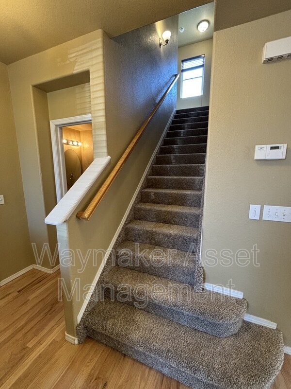 Building Photo - 6594 Silverwind Cir