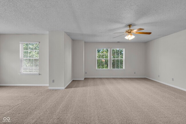 Building Photo - 10187 Hatherley Way