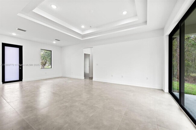 Building Photo - 3705-3737 37th St SW