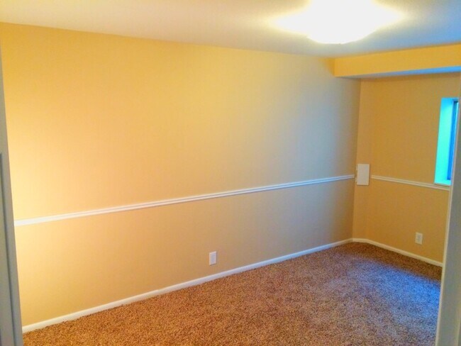 Building Photo - 445 S 600 E
