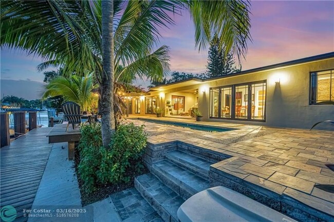 Building Photo - 1200 Guava Isle