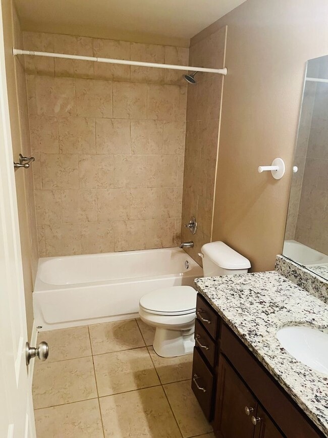 Building Photo - 359 Avondale Ln