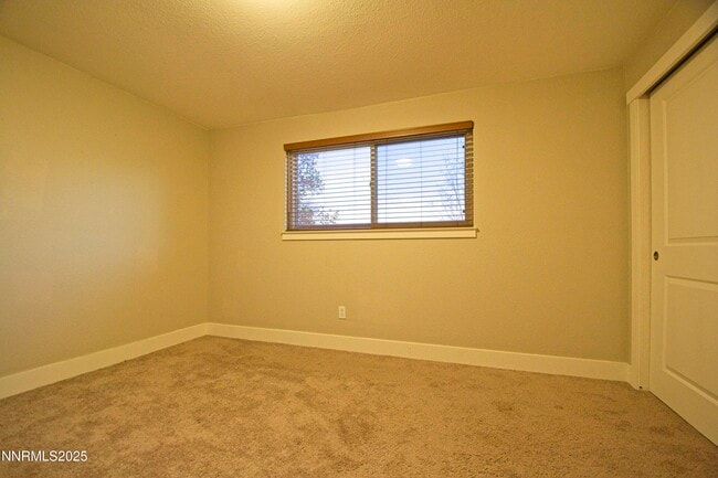 Building Photo - 489 Penny Way