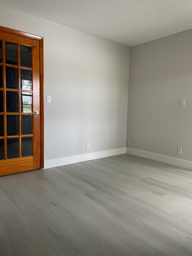 Building Photo - 5276 Buckhead Cir