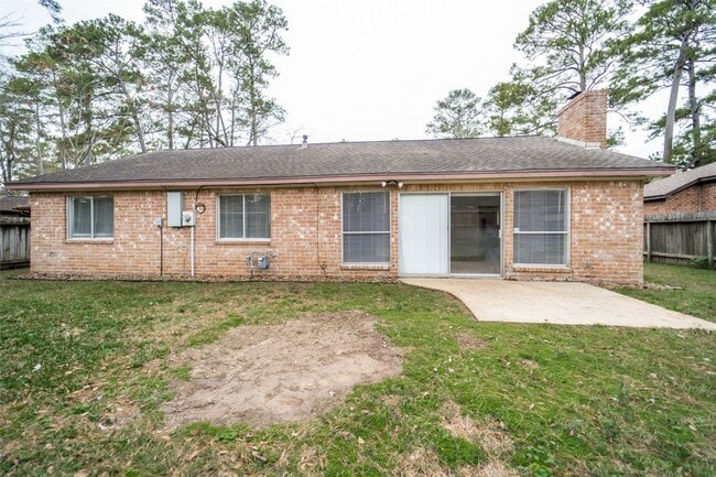 Building Photo - 15114 Forest Lodge Dr