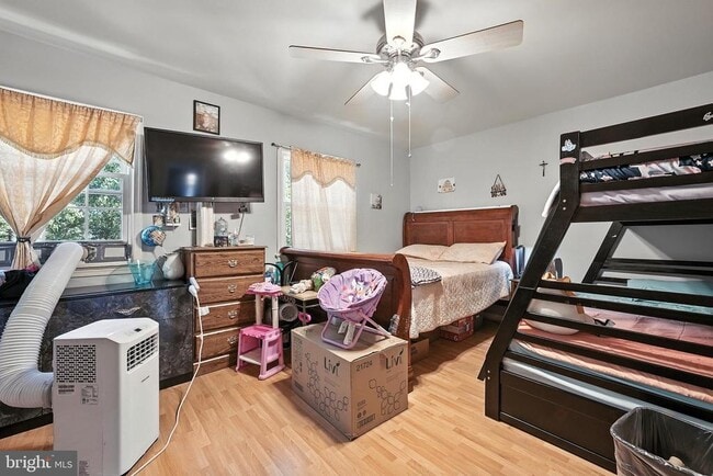 Building Photo - 14727 Bentley Square