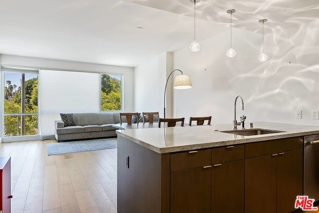 Building Photo - 1705 Ocean Ave