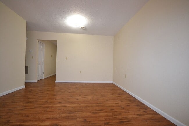 Building Photo - Greenfield Apartments