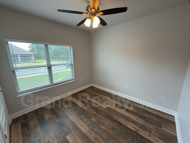 Building Photo - 3654 Hawks Landing Cir