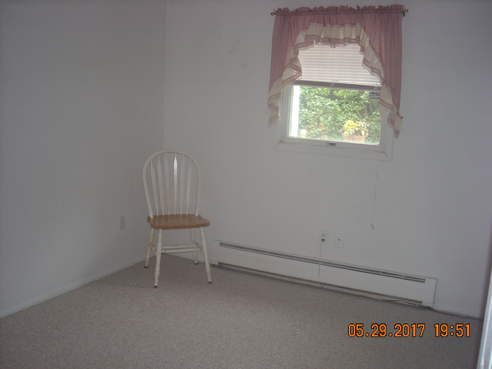 Building Photo - 20 Parker Pl