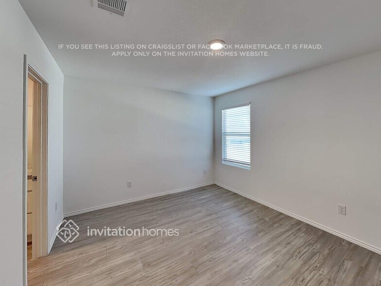 Building Photo - 171 Dodger Wy