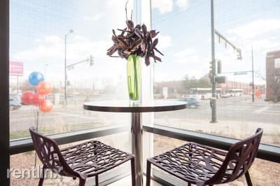 Building Photo - 275 S Cherokee St