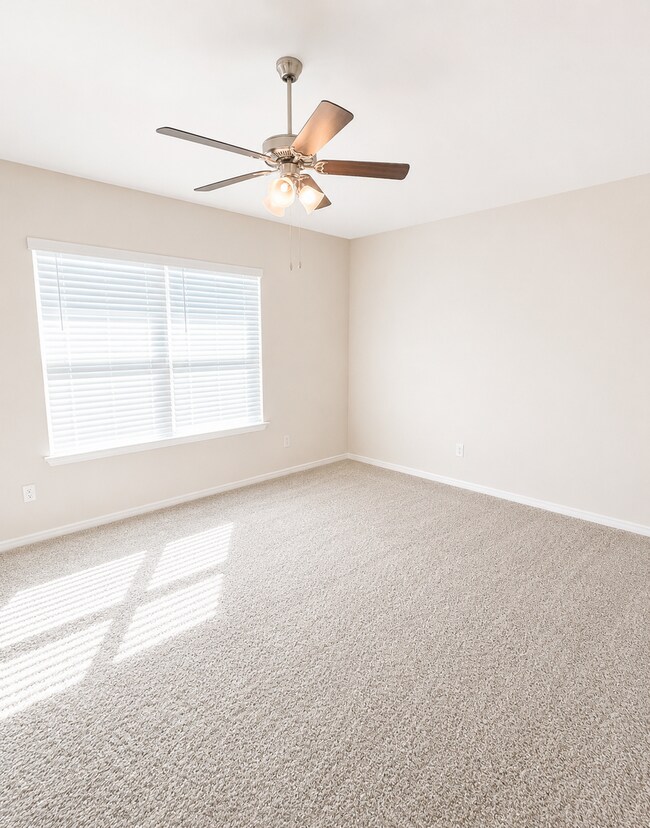 Building Photo - AVAILABLE NOW; APPLY AT OUR WEBSITE TODAY!!