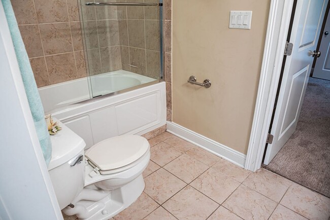 Building Photo - Luxurious Condo in Downtown Fayetteville