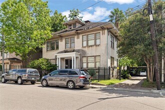 Building Photo - 806 Winbern St