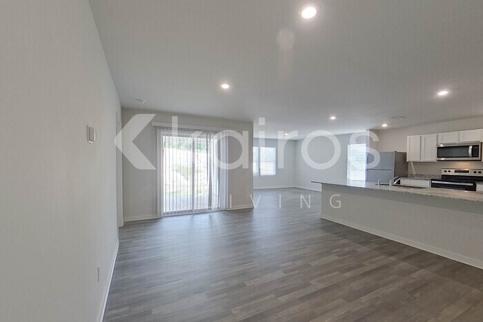 Building Photo - 288 Laurel Springs Dr