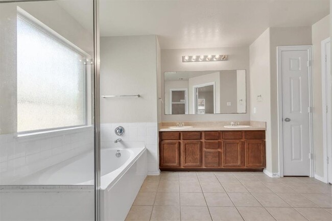 Building Photo - 11117 Cain Harvest Dr