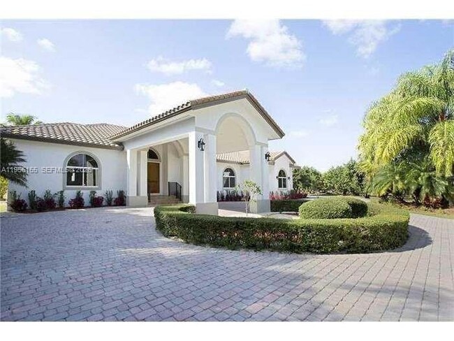 Building Photo - 28860 SW 182nd Ave