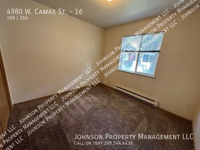 Building Photo - 4980 W Camas St